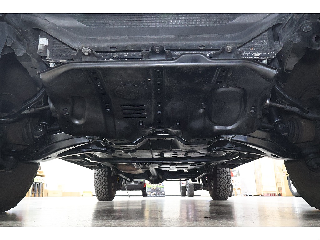 トヨタ ランドクルーザー100(28枚目)