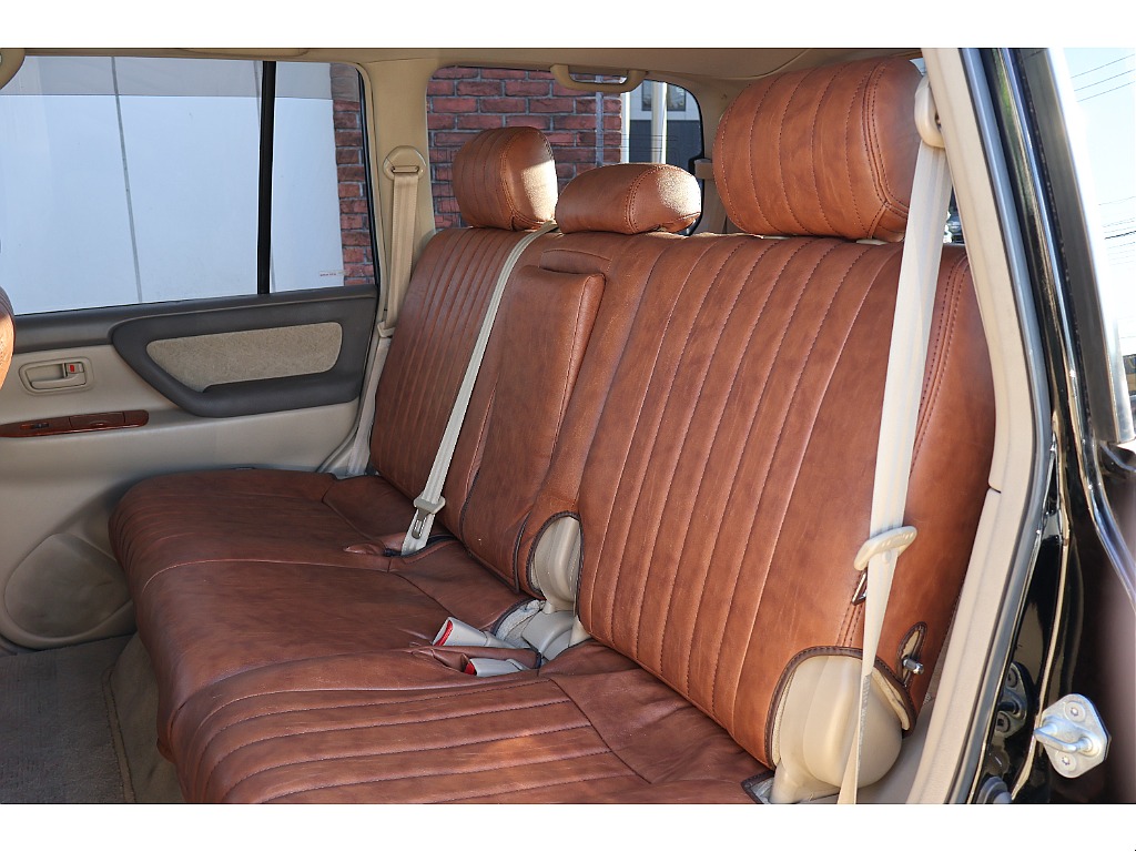 セカンドシートの状態も良好です！