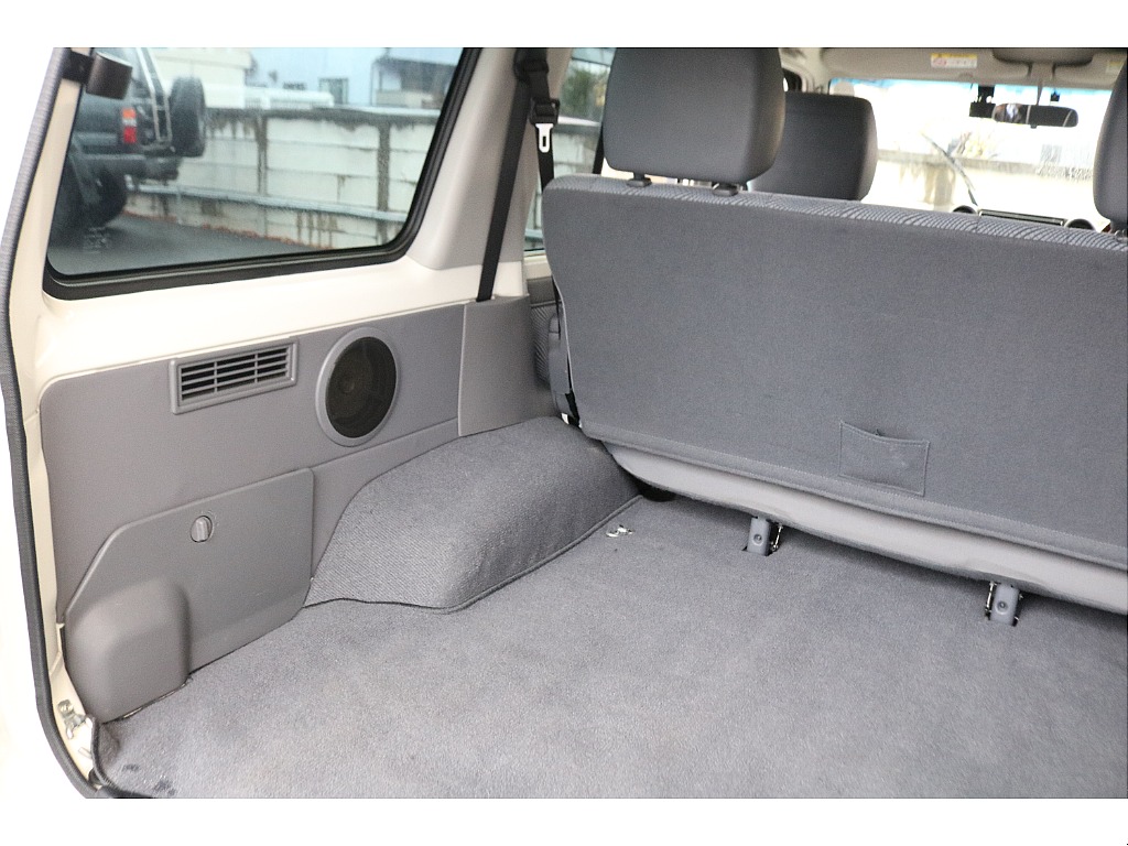 傷の付きやすい内張部分も綺麗な状態です♪