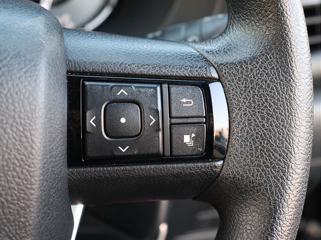 ステアリングスイッチ！