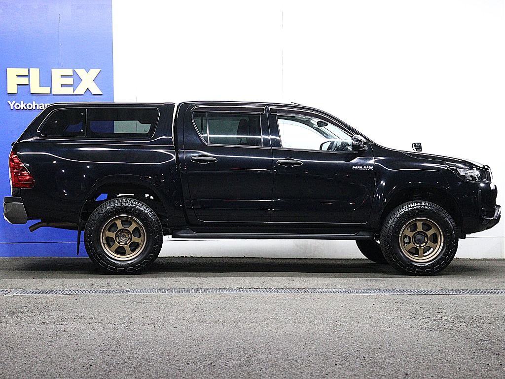 サイドステップも装備済みなので小さなお子様も乗り降り楽ちんです♪