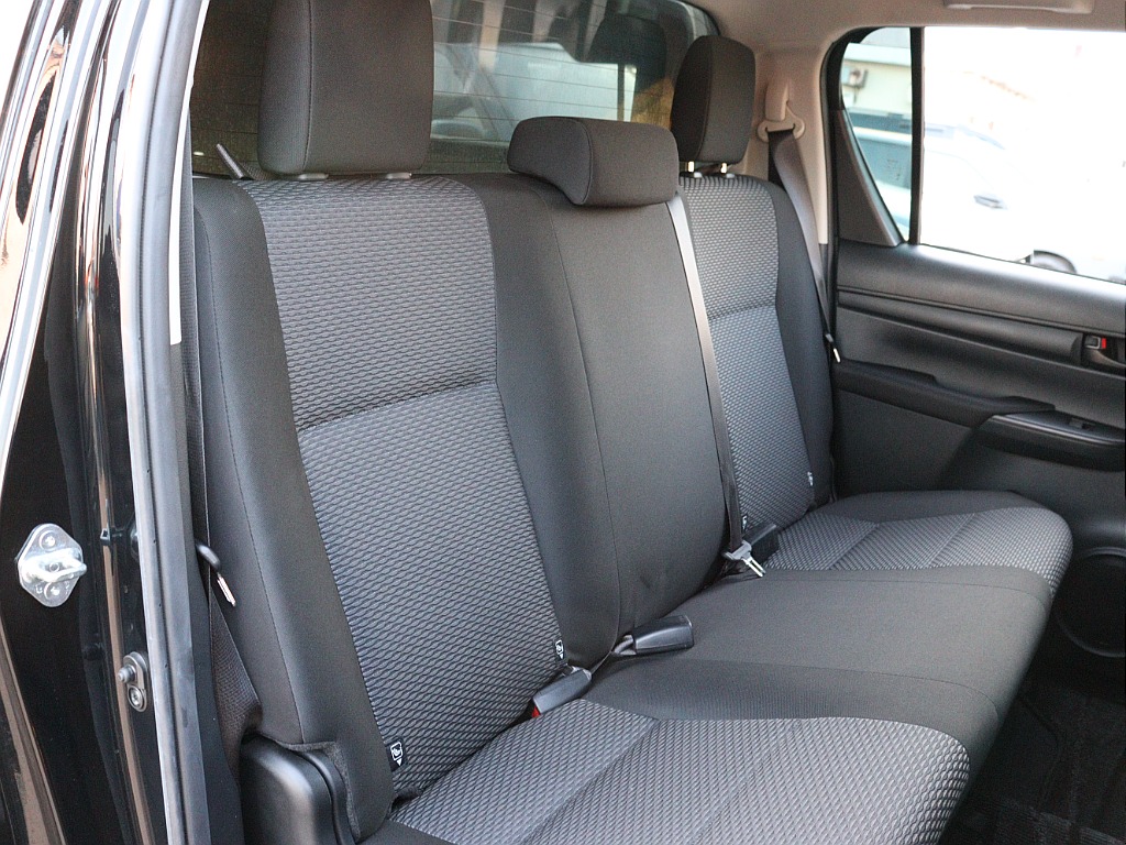 一体型チップアップリアシート！