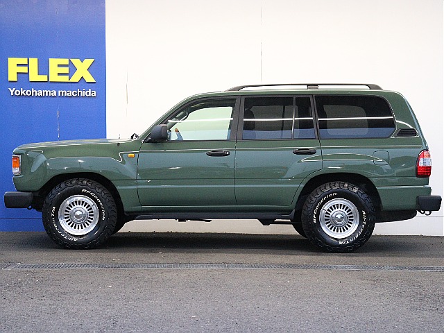 サイドステップ付きの為小さいお子様でも乗り降りは安心！