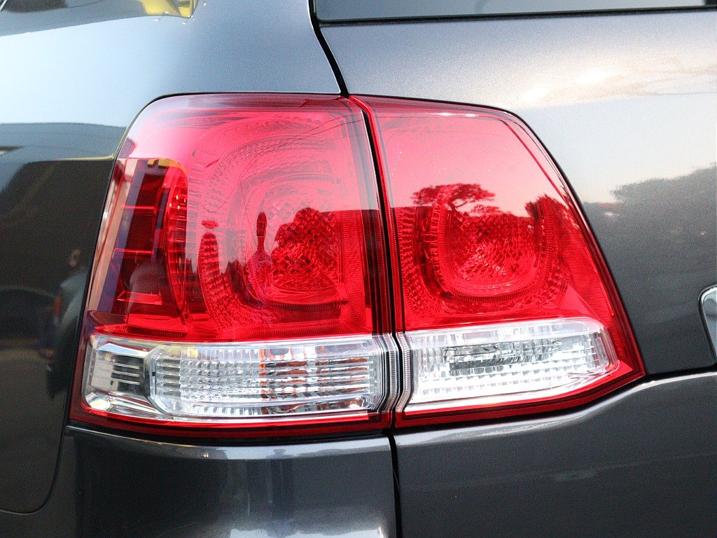 ビッグサイズのテールレンズ！