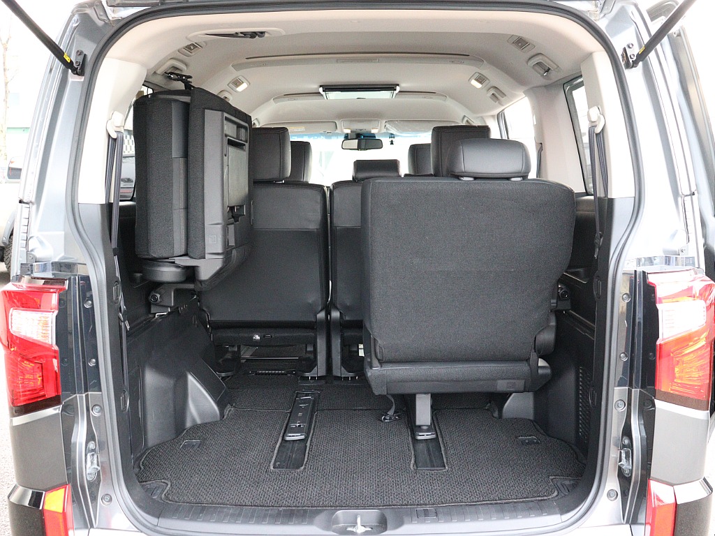 ラゲッジルームになります☆シートアレンジも出来ます♪