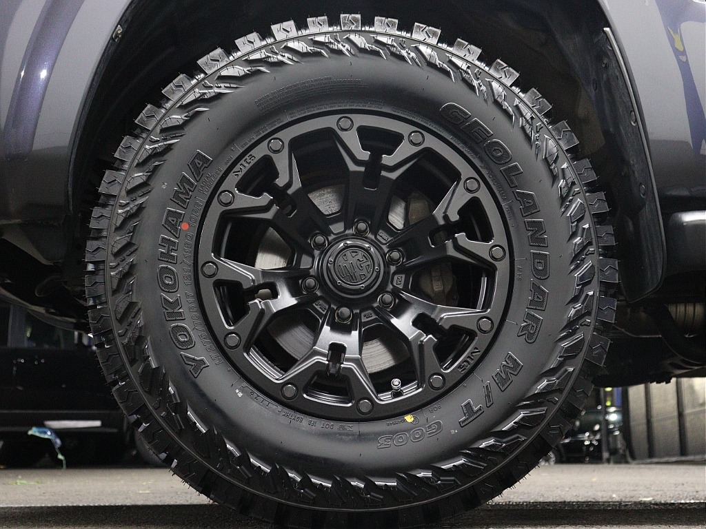 新品YOKOHAMAジオランダーMTタイヤ　275/70R17！