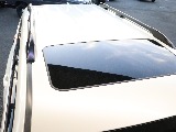 サンルーフ装備車両です！