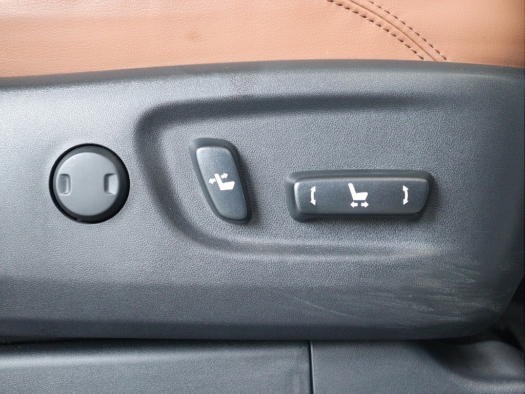 電動パワーシート！