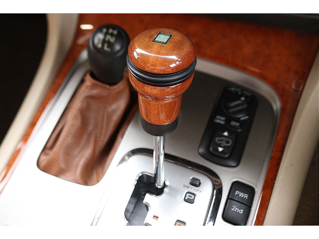 トヨタ&nbsp;ランドクルーザー100&nbsp;4.7VX-LTD Gセレクション 4WD&nbsp;&nbsp;神奈川県の詳細画像&nbsp;その15