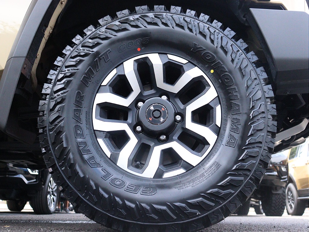 新品YOKOHAMAジオランダーMTタイヤ×純正アルミホイール