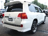 ☆買取直販☆ ランクル200中期モデルが入庫しました！