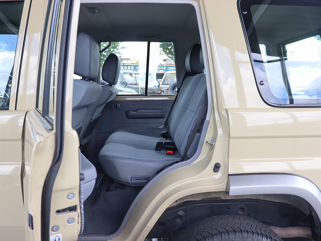 買取直販・再販70・ワンオーナー・オプションデフロック付き♪