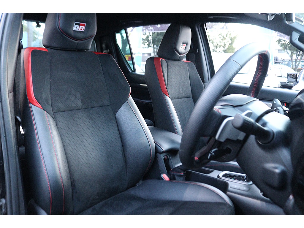 トヨタ&nbsp;ハイラックス&nbsp;4ドア2.4Z GRスポーツディーゼルターボ 4WD&nbsp;&nbsp;神奈川県の詳細画像&nbsp;その5