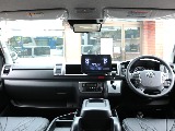 ついに新車ファインテックツアラーが展示在庫車両として入庫いたしました☆
