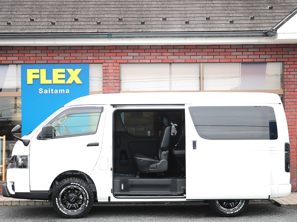 両側パワースライドドア装備車両です☆