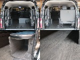 お掃除も楽々床張りフローリングフロア☆