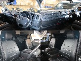 黒木目調インテリアで高級感を演出☆