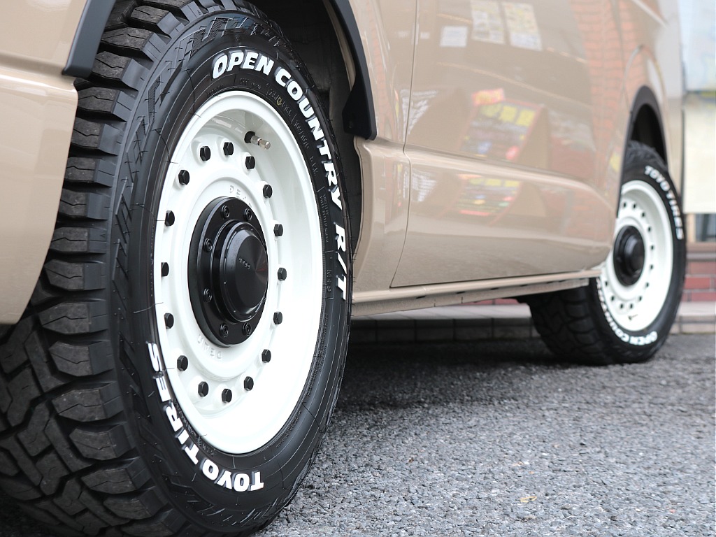 コロラド16インチアルミホイール×TOYOオープンカントリーR/Tタイヤ☆
