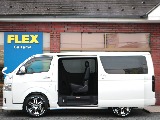 広い開口部で人の乗り降りや荷物の積み下ろしも楽々☆