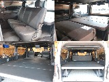 セカンドシートバックパネルも装着済みで広々ベット空間☆