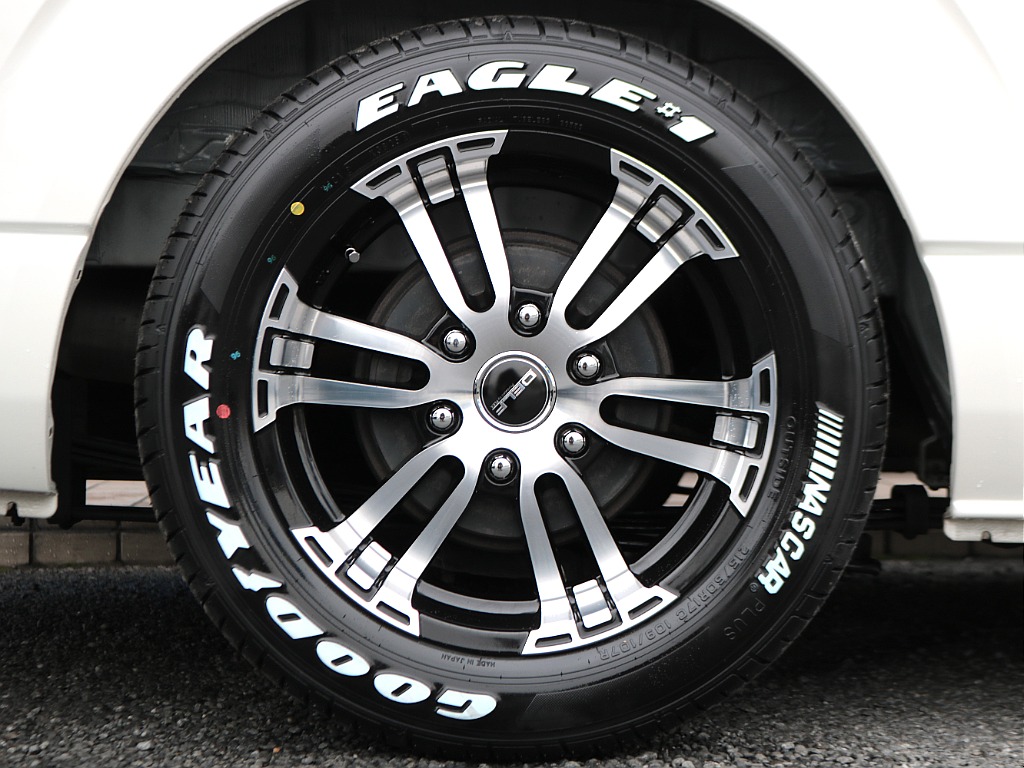 トヨタ ハイエースバン(29枚目)