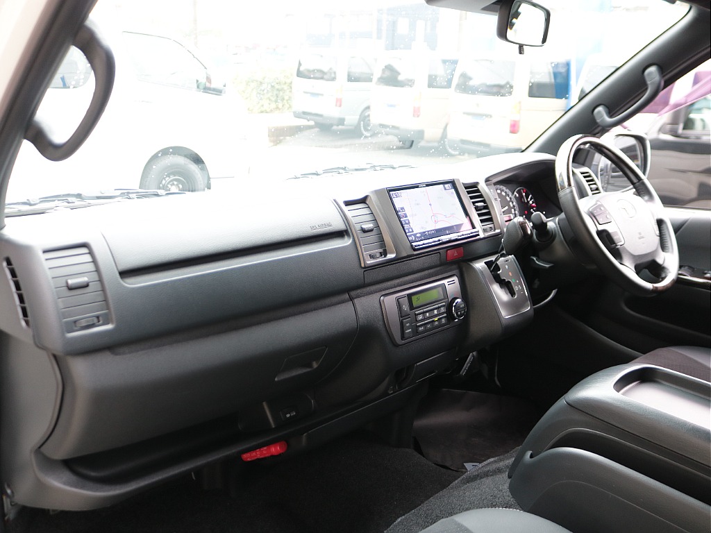 トヨタ ハイエースバン(41枚目)