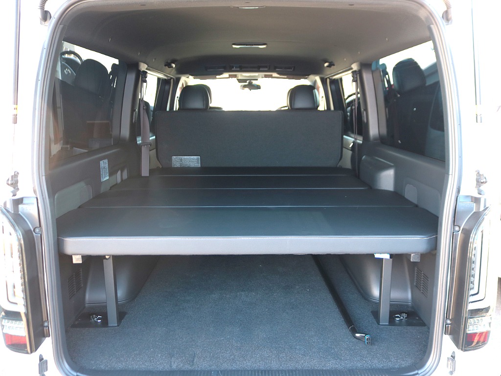 トヨタ ハイエースバン(45枚目)