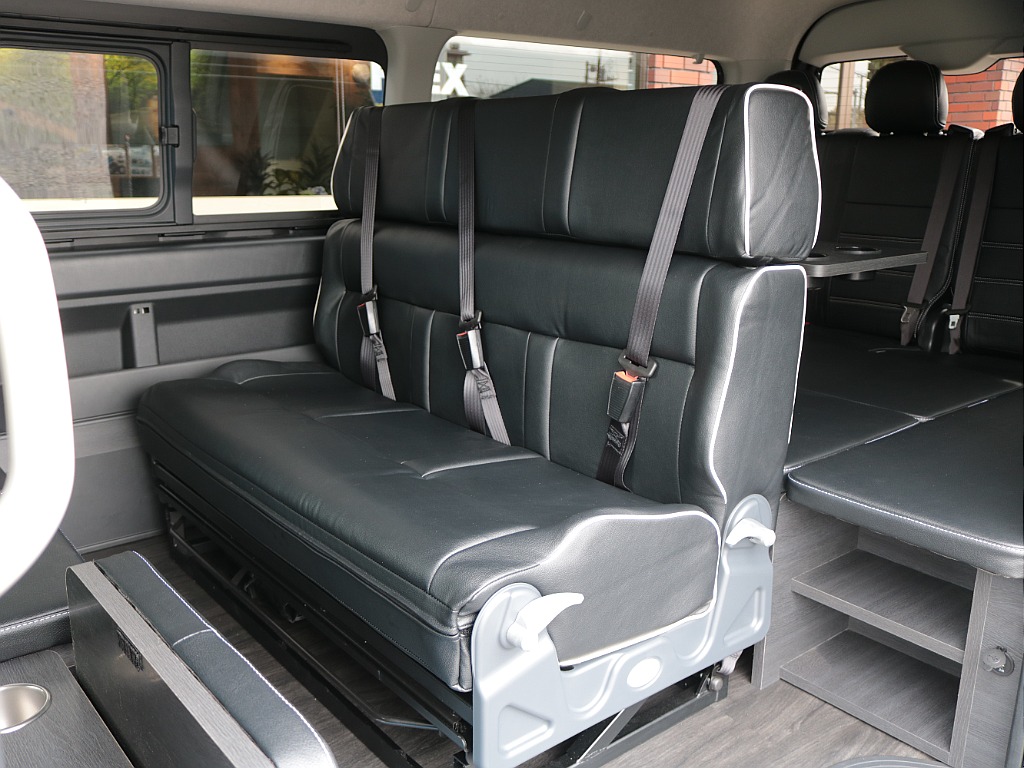 専用FASPシートでゆったり空間を実現☆