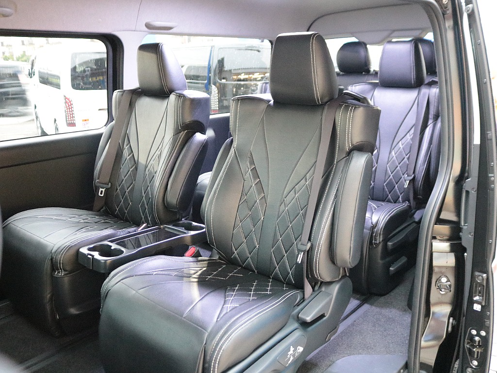 希少なファインテックツアラーが高年式低走行で緊急入庫！！！