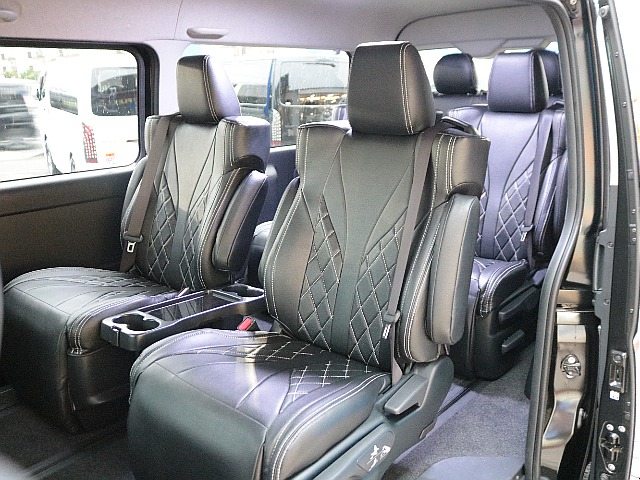 希少なファインテックツアラーが高年式低走行で緊急入庫！！！