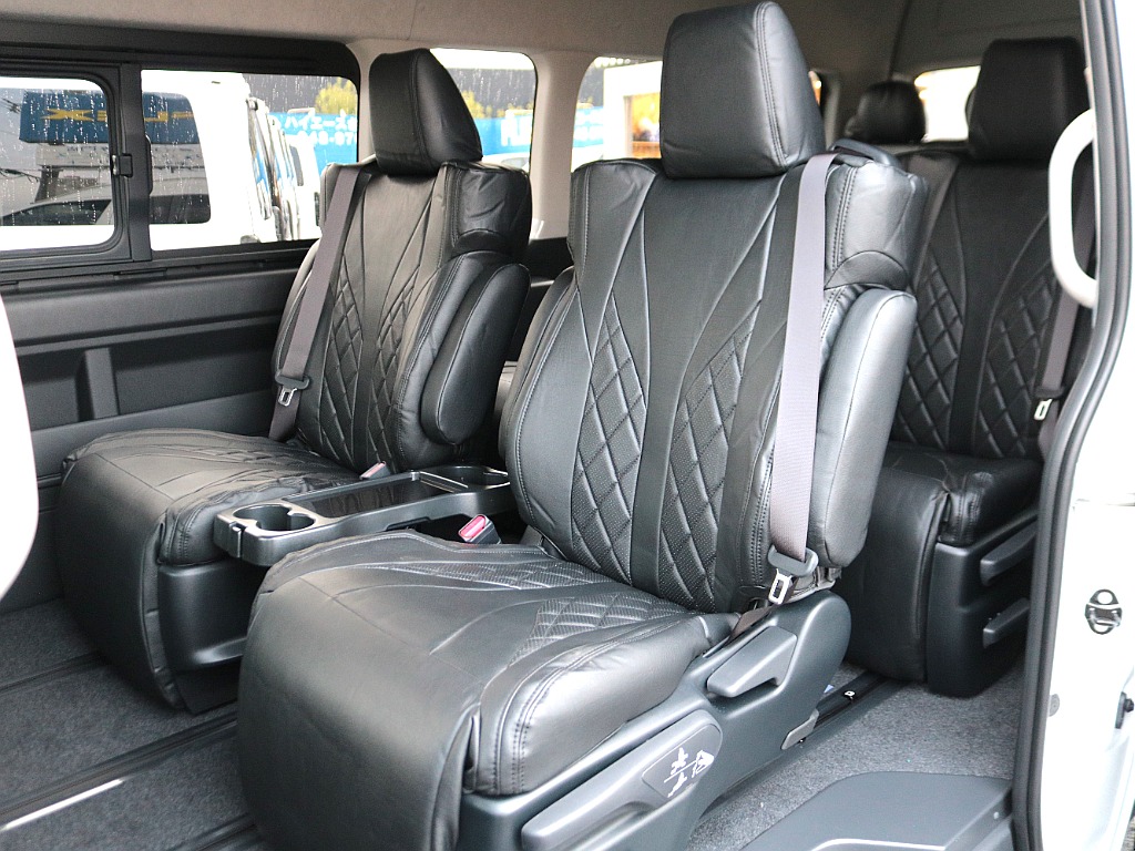 トヨタ ハイエース(47枚目)