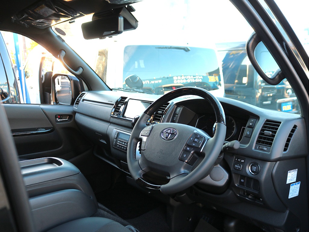 トヨタ ハイエースバン(46枚目)