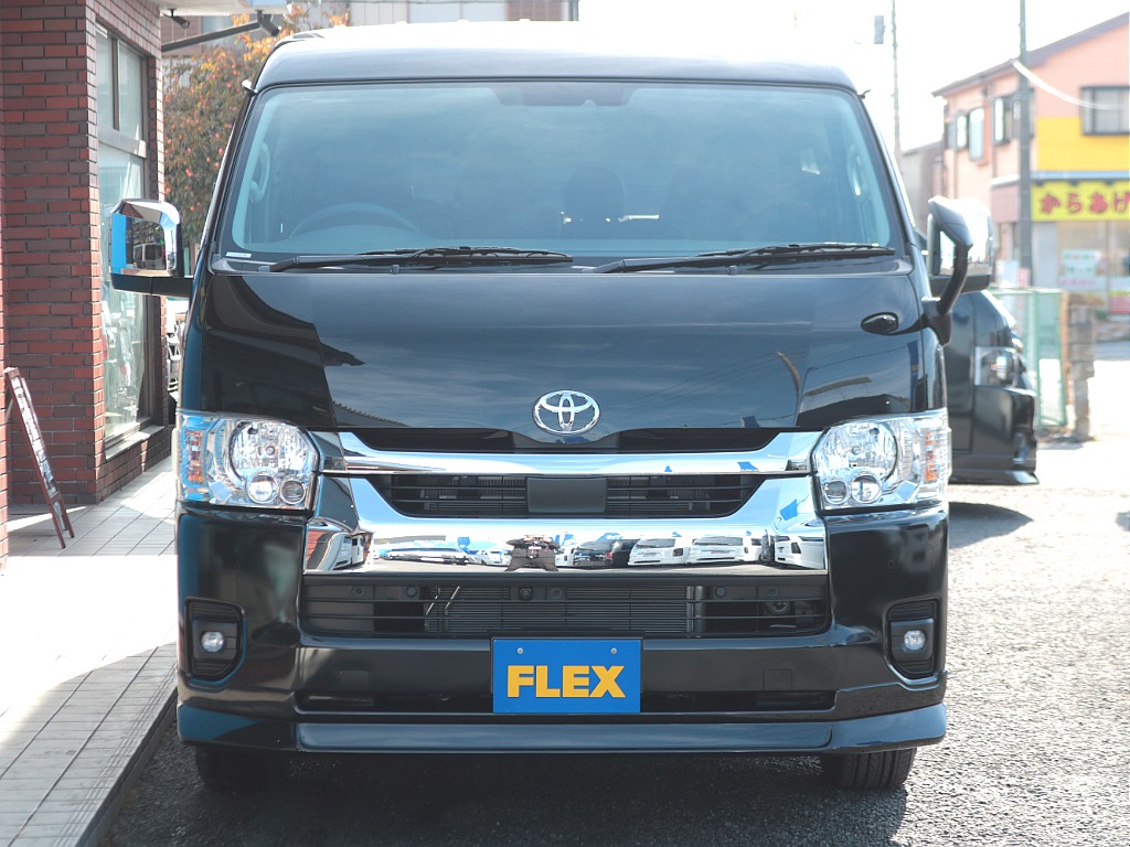 ボディガラスコーティング+窓撥水施工やスモークフィルム施工など細かなオプションにもお応えいたします☆