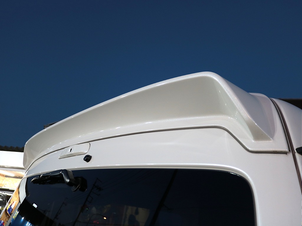 存在感のあるリアスポイラー☆