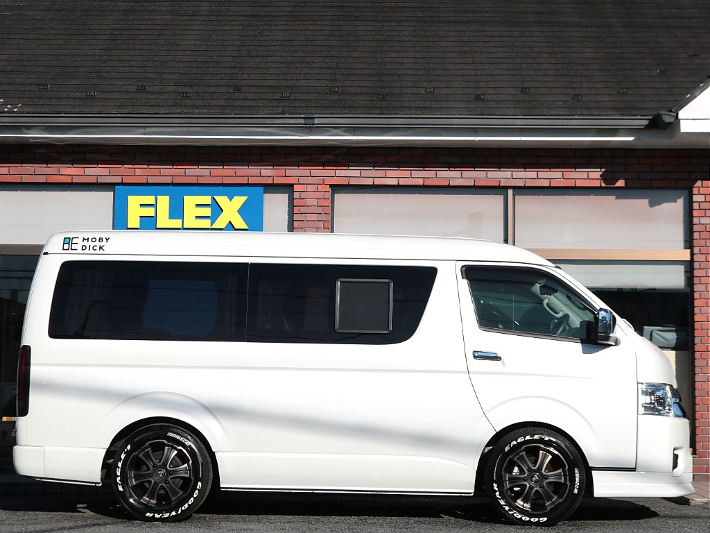 小窓付きスライド式ガラス☆