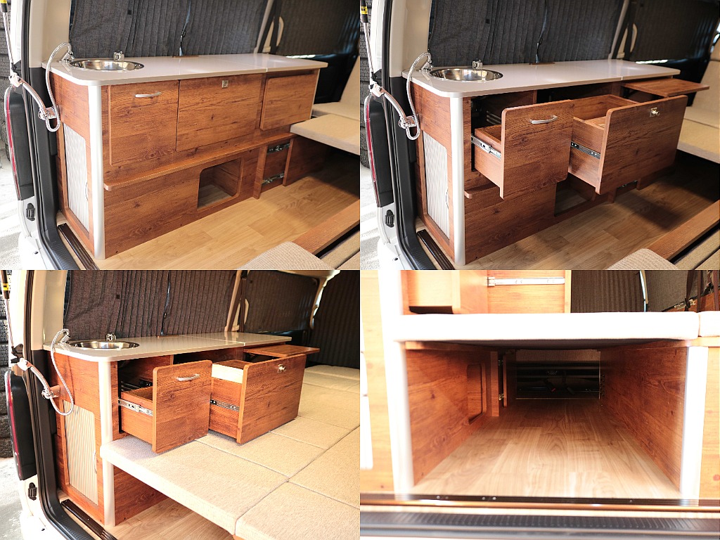 ベットマット展開でも干渉しない収納や床張り施工済み☆