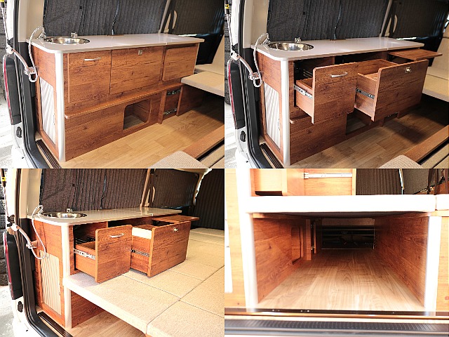 ベットマット展開でも干渉しない収納や床張り施工済み☆