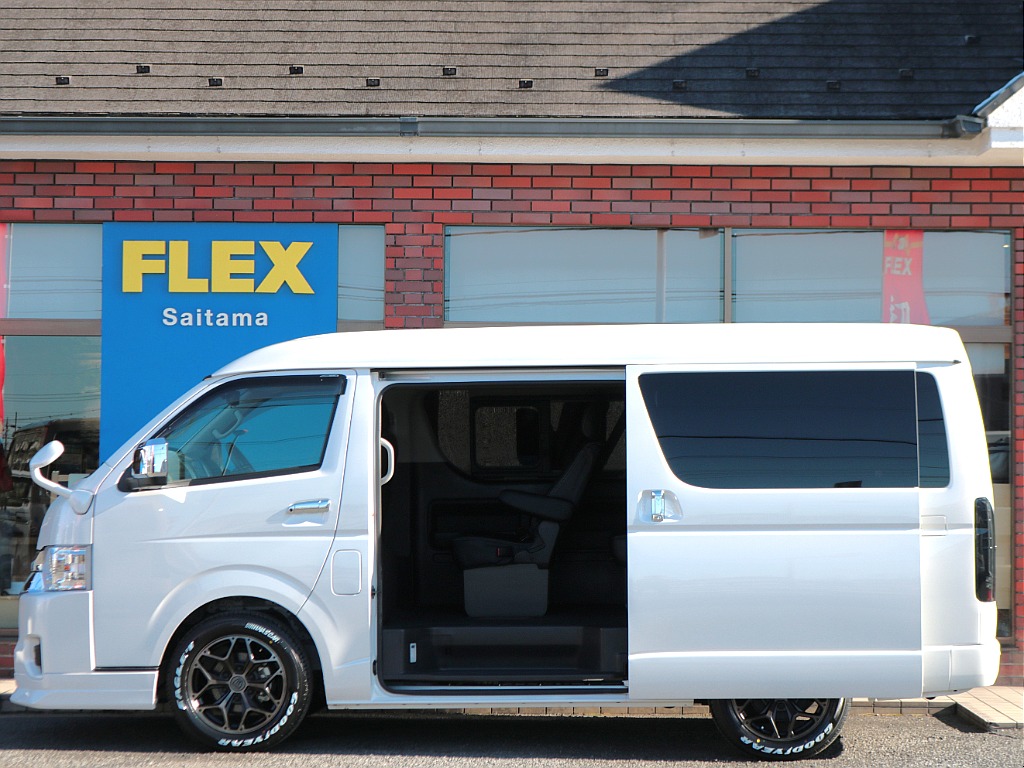 広々とした開口部が魅力のスライドドア☆