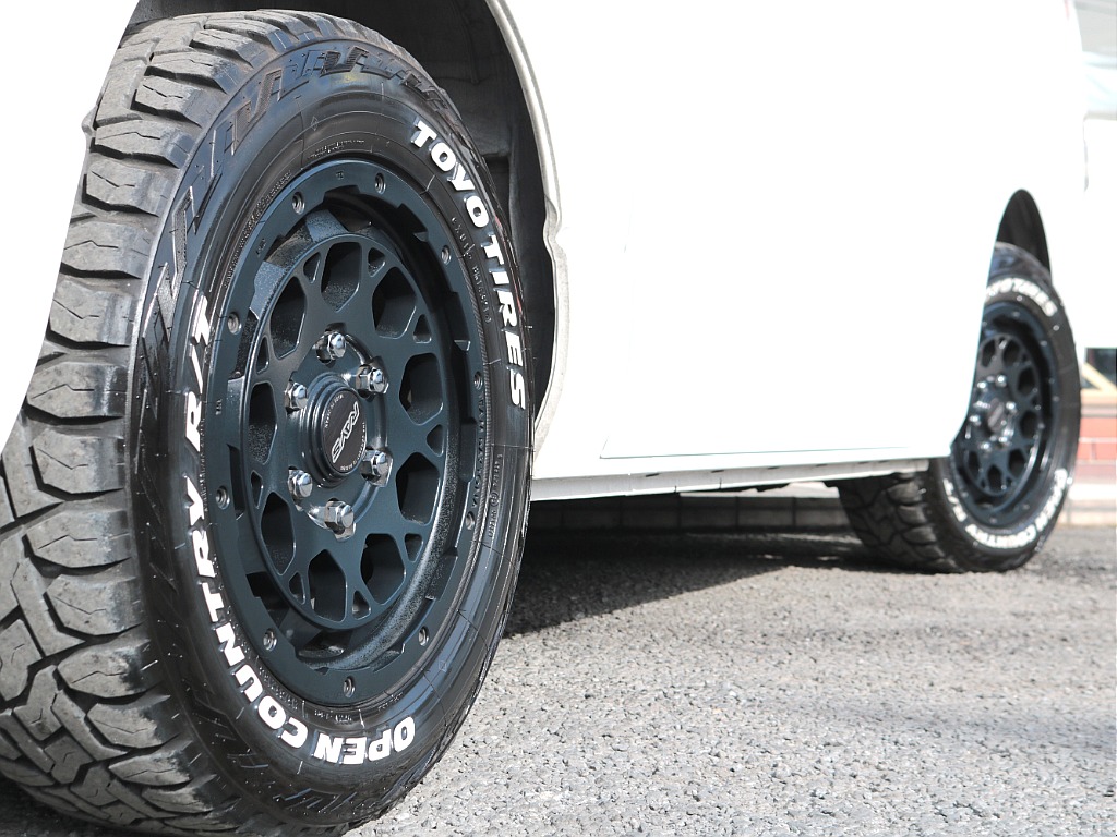 トヨタ ハイエースバン(18枚目)