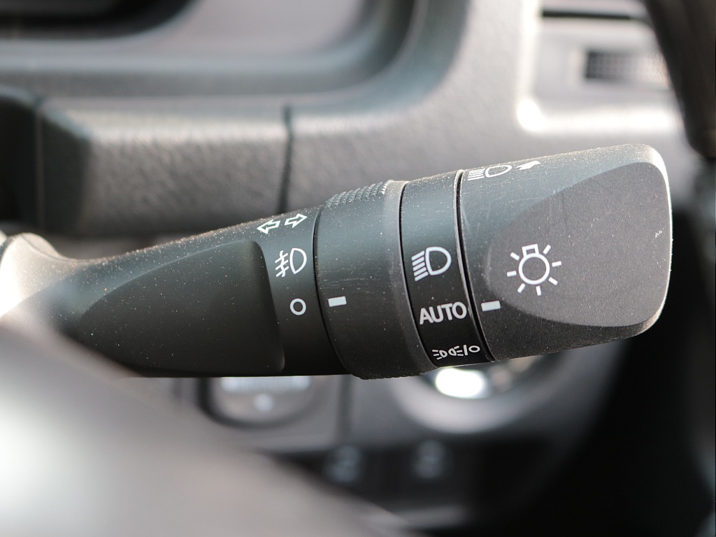 トヨタ ハイエースバン(33枚目)