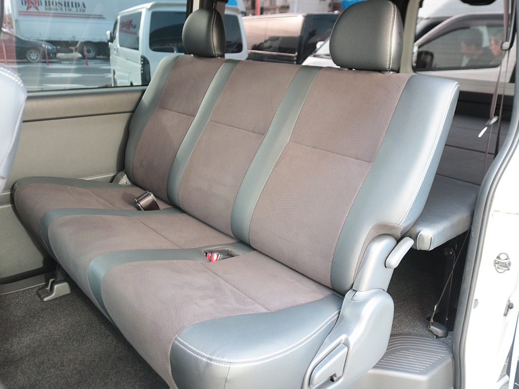 トヨタ ハイエースバン(48枚目)