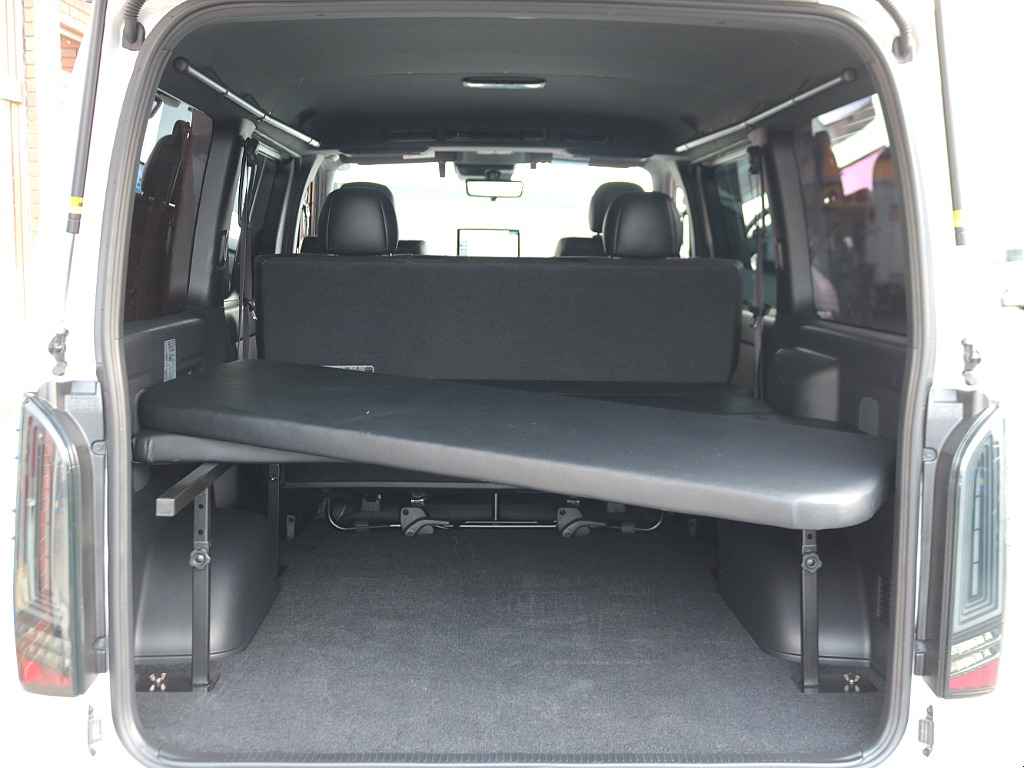 トヨタ ハイエースバン(53枚目)