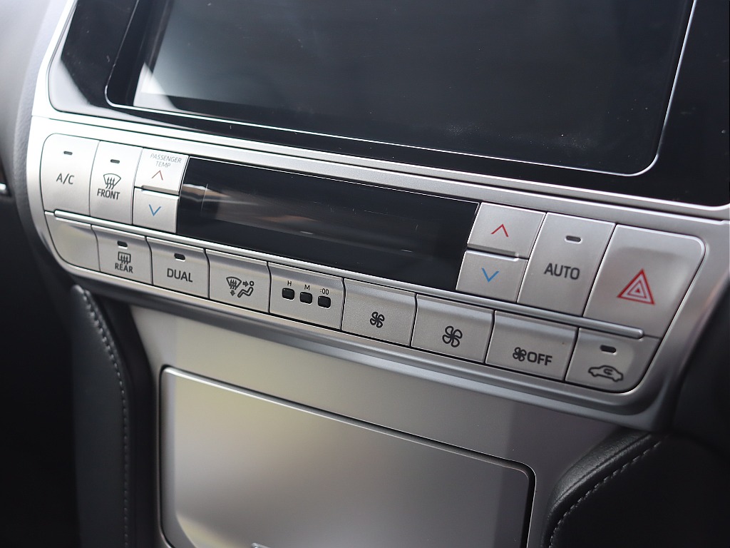 エアコン操作パネル！