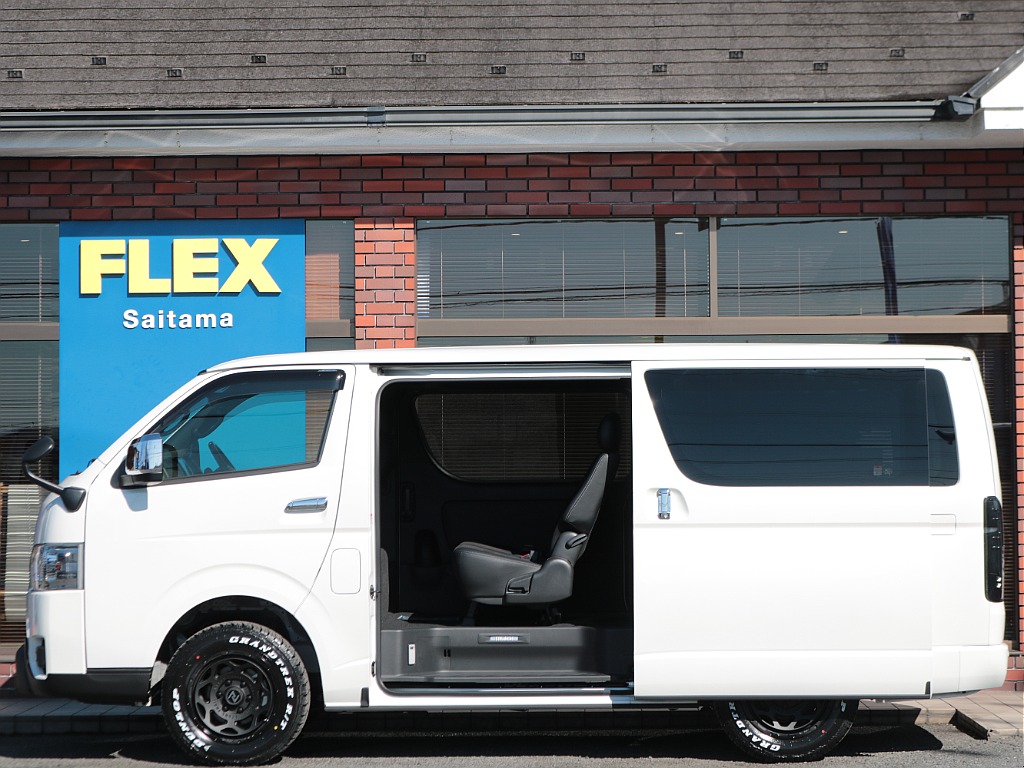 広々とした開口部で乗り降りも楽々☆