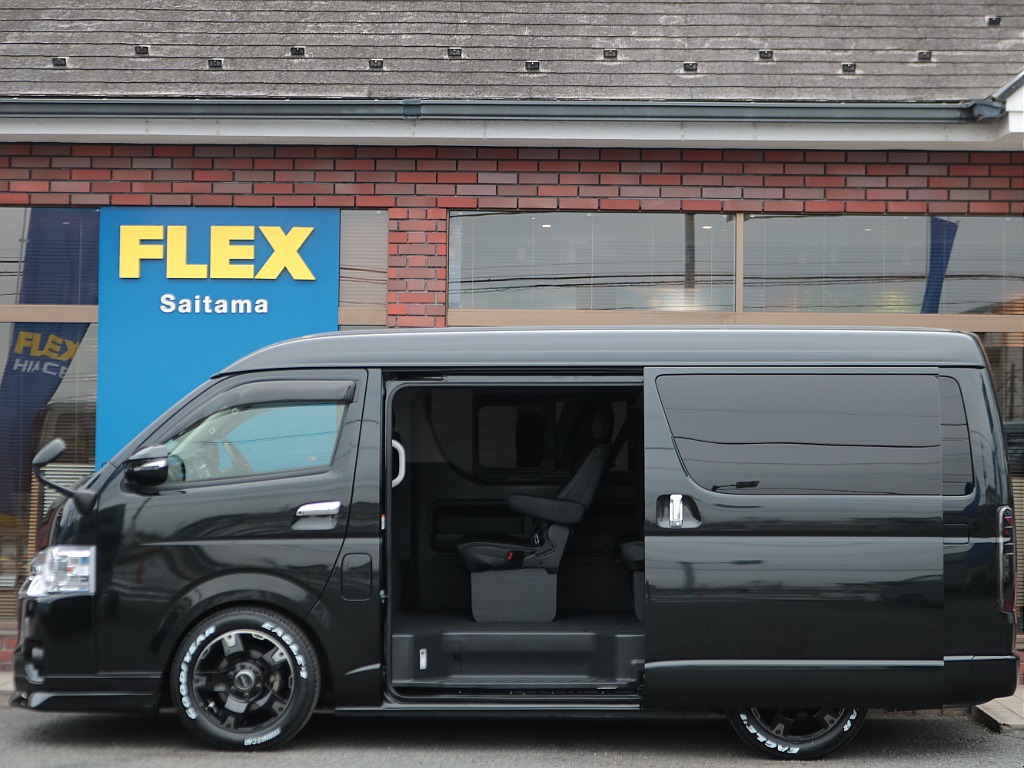 広々とした開口部で乗り降りも楽々です☆