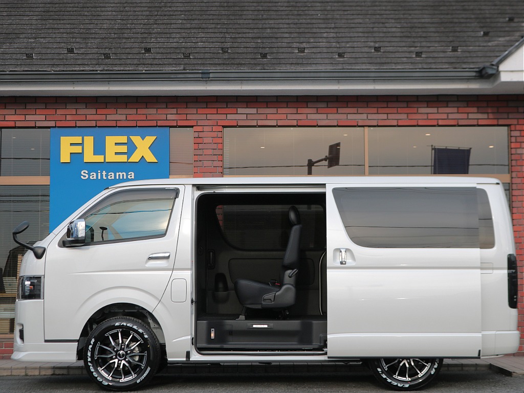 広々とした開口部で乗り降りも楽々☆