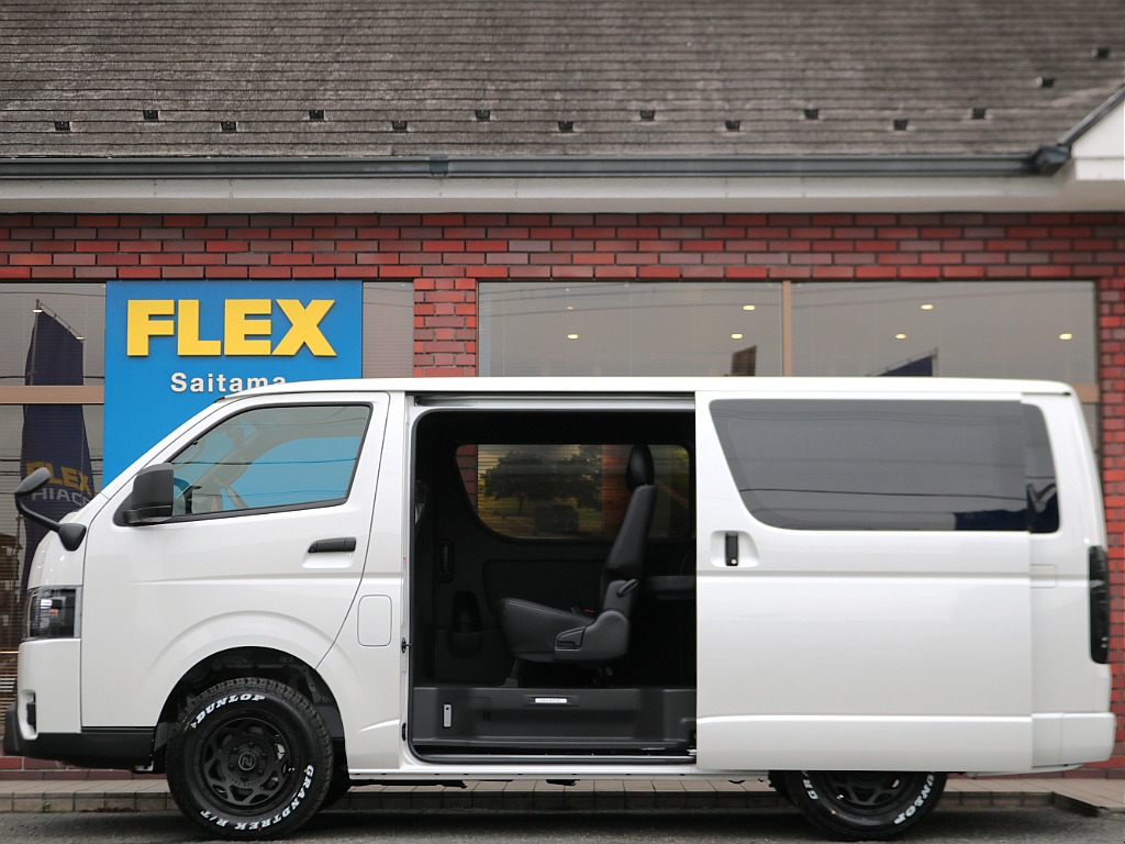 広々とした開口部で乗り降りも楽々☆