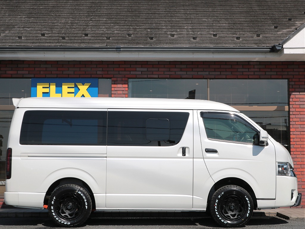 運転席側パワースライドドアは小窓付きガラスに交換済み☆