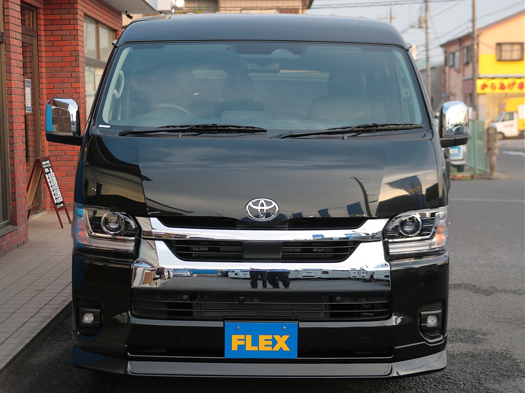 ボディガラスコーティング+窓撥水施工やスモークフィルムなど細かなオプションにもお応えいたします☆