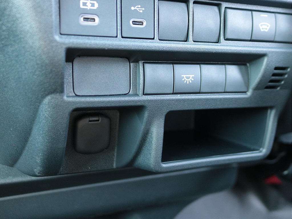 見積もりや納期等は【048-970-9595】までお気軽にお問い合わせください☆